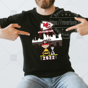 Snoopy And Charlie Brown Kansas City Chiefs 2022 AFC Champions T-Shirt