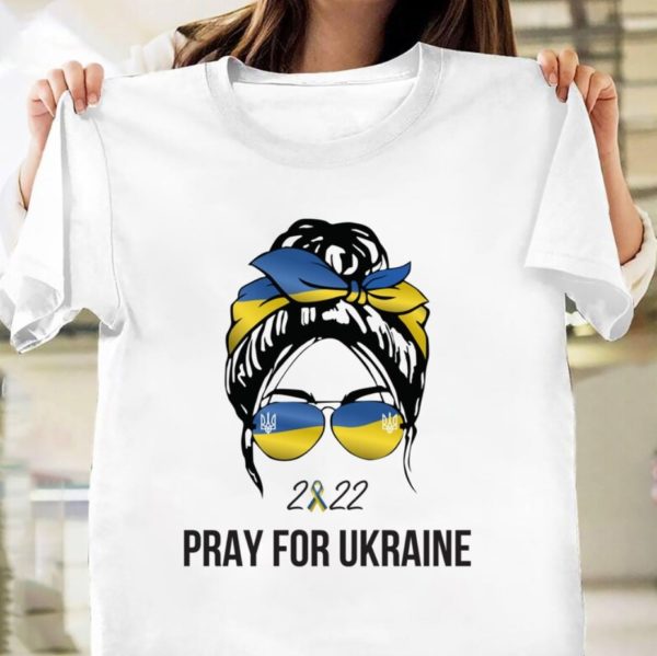 Ukrainian Girl 2022 Pray For Ukraine T-shirt