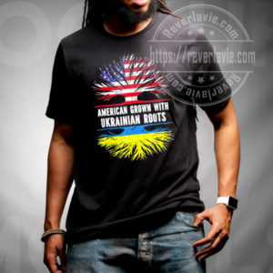 American Grown With Ukrainian Roots Usa Flag Ukraine Classic T-Shirt