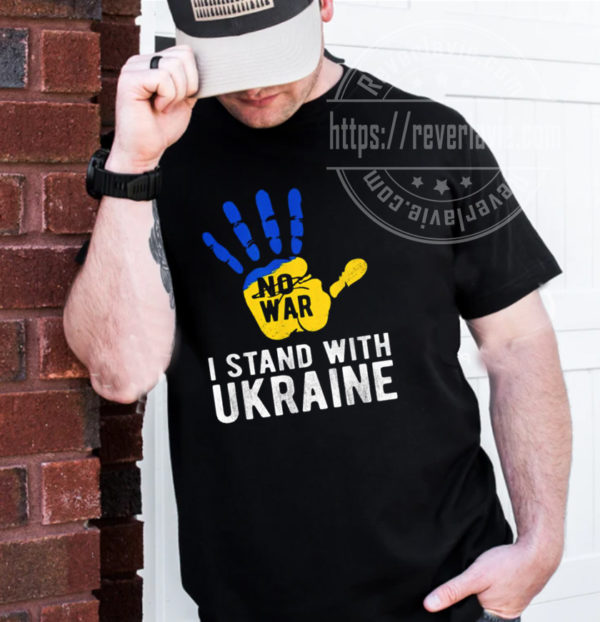 Hand I Stand with Ukraine, Support Ukraine Flag Classic T-Shirt