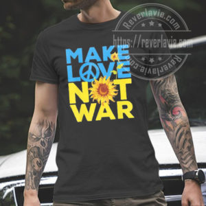 Make Love Not War Sunflower Ukrainian I Stand With Ukraine Classic T-Shirt