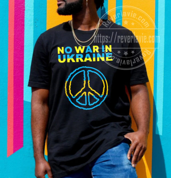 Peace No War In Ukraine Support American Ukrainian Flag Classic T-Shirt