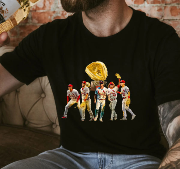 The St Louis Cardinals Flash That Golden Leather MLB T-Shirt