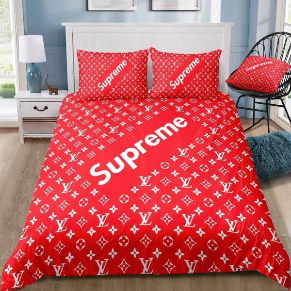 Louis Vuitton x Supreme Red Monogram Comforter Bedding Set