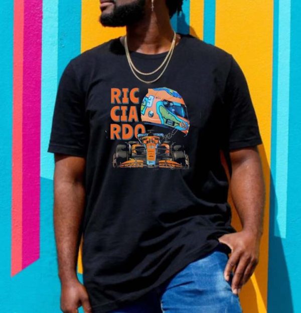 Daniel Ricciardo Helmet 2022 McLaren Gift T-shirt
