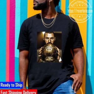 Karim Benzema for Ballon dOr 2022 Unisex T-Shirt