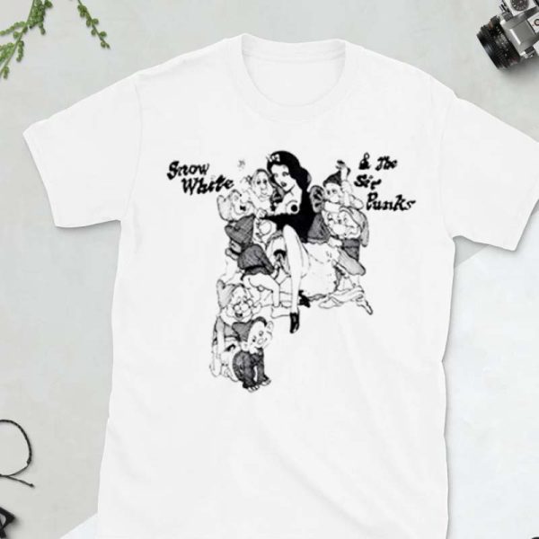 Snow White And The Sir Punks Classic T-shirt