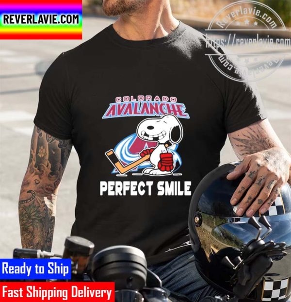 NHL Stanley Cup Champions 2022 Colorado Avalanche x Disney Snoopy Perfect Smile Unisex T-Shirt