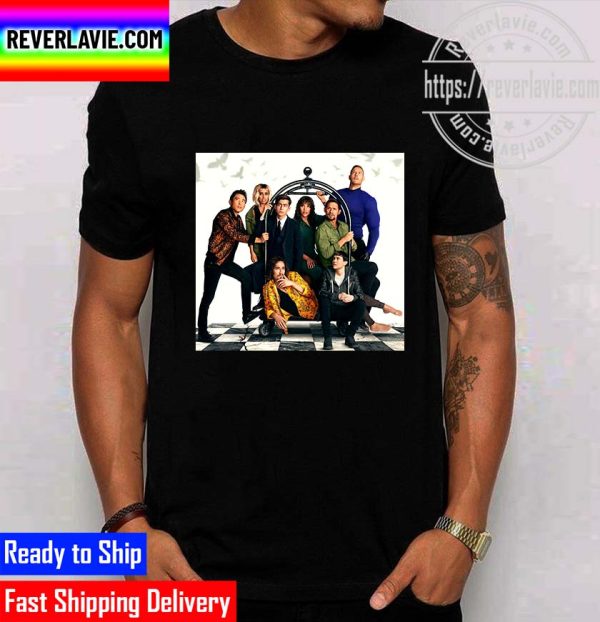 Universal Pictures The Umbrella Academy Season 3 Coming Unisex T-Shirt