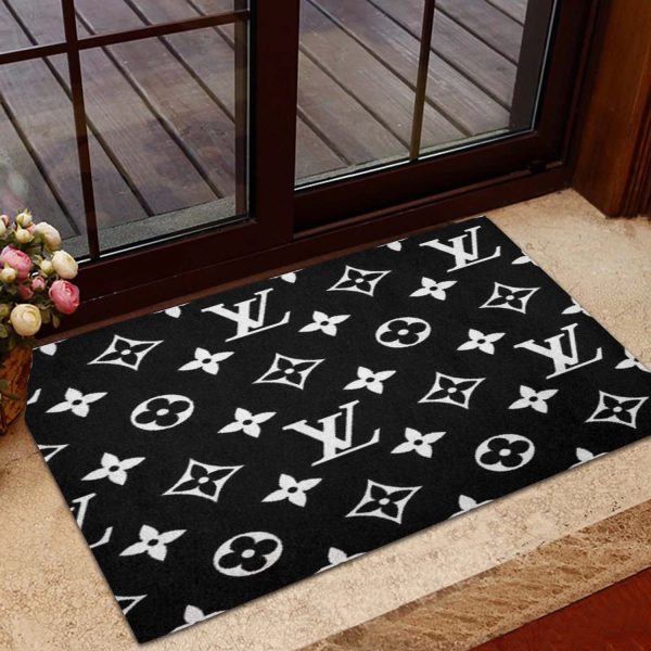 Louis Vuitton Black and White Print Wallpaper Doormat