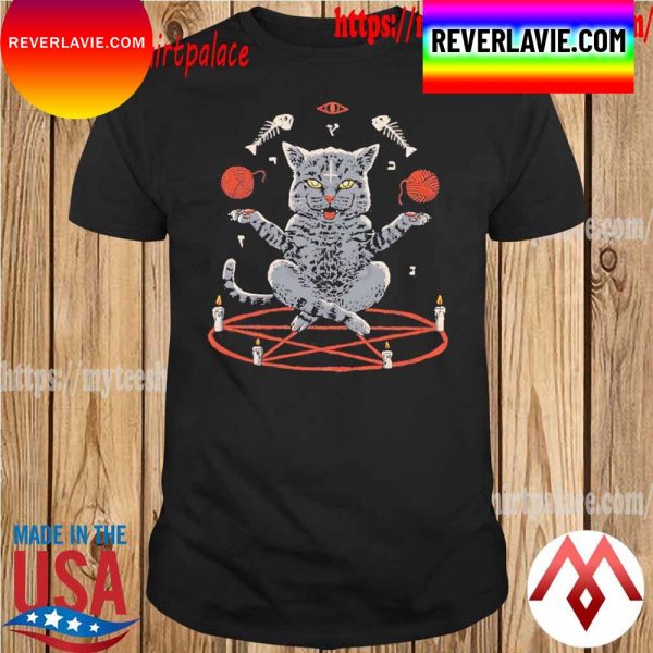 Devious Cat Halloween Black Cat Witch T-Shirt