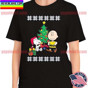 Holiday Presents Peanuts Snoopy Christmas T-Shirt