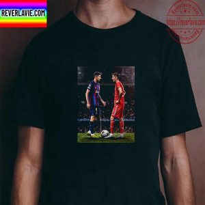 Robert Lewandowski In Barcelona vs Bayern Munich Unisex T-Shirt