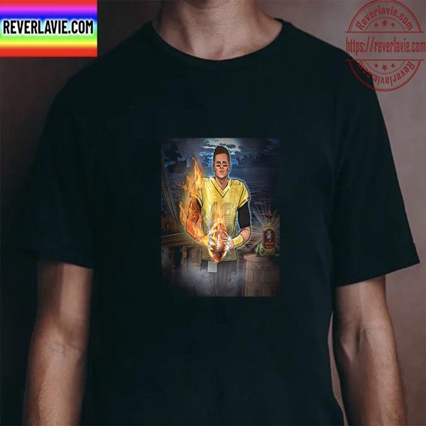 NFT Of Tom Brady In Tampa Bay Buccaneers Unisex T-Shirt NFT Of Tom Brady In Tampa Bay Buccaneers Unisex T-Shirt