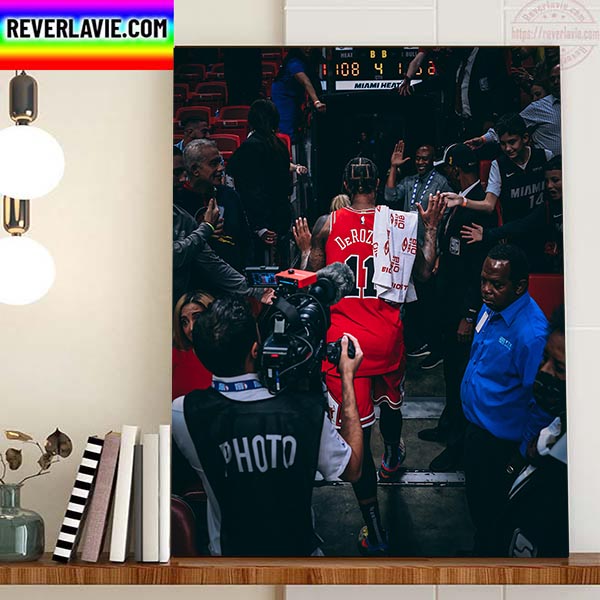 Chicago Bulls Demar DeRozan He Is Back 2022 NBA Home Decor Poster Canvas Chicago Bulls Demar DeRozan He Is Back 2022 NBA Home Decor Poster Canvas