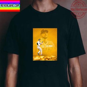 Kyle Tucker Right Field 2022 Rawlings Gold Glove Award Winner Unisex T-Shirt