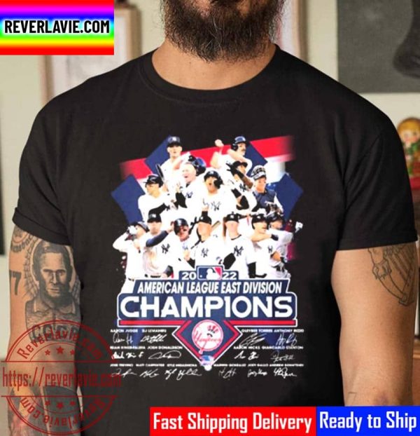 MLB 2022 American League East Division Champions New York Yankees Signatures Unisex T-Shirt
