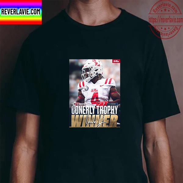 Quinshon Judkins Conerly Trophy Winner With Ole Miss Football Unisex T-Shirt Quinshon Judkins Conerly Trophy Winner With Ole Miss Football Unisex T-Shirt