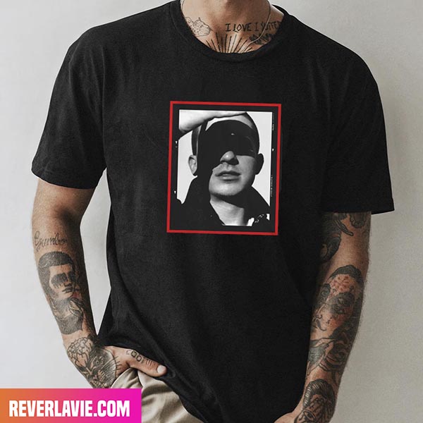 Charlie Puth Vintage Style T-Shirt Charlie Puth Vintage Style T-Shirt