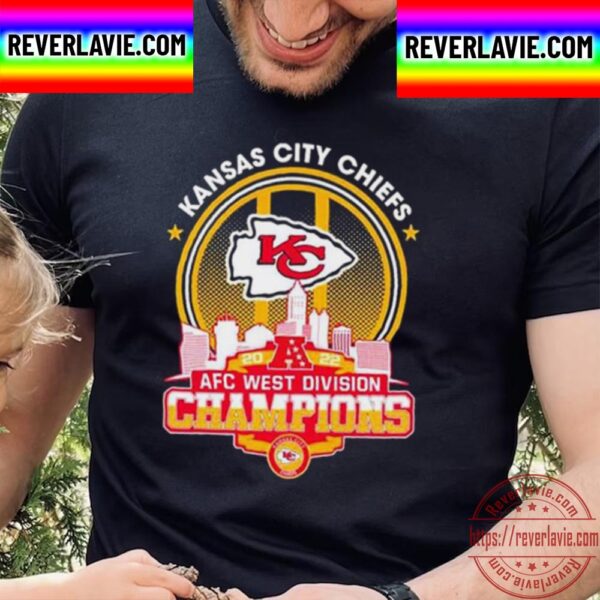 Kansas City Chiefs 2022 AFC West Division Champions Matchup Skyline Unisex T-Shirt