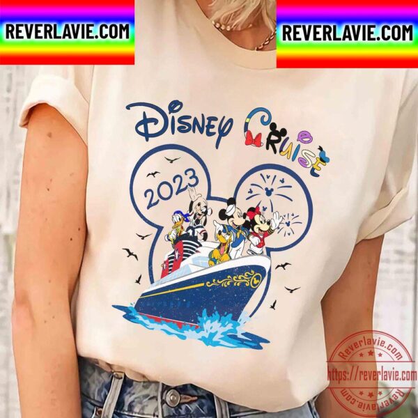 My First Disney Cruise 2023 Family Vacation Unisex T-Shirt