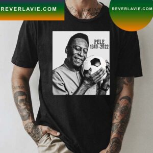 PELE 1940-2022 Essential T-Shirt