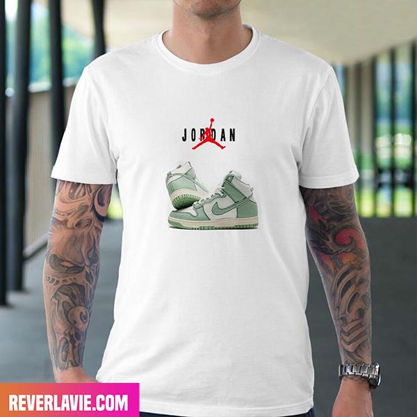 The Nike Dunk High 1985 Enamel Green Style T-Shirt The Nike Dunk High 1985 Enamel Green Style T-Shirt