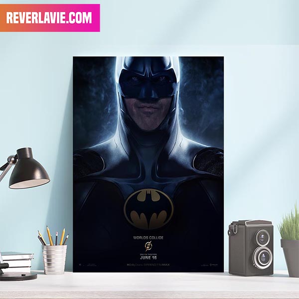 First Poster For Michael Keaton as Batman In The Flash DC Comics Canvas-Poster First Poster For Michael Keaton as Batman In The Flash DC Comics Canvas-Poster