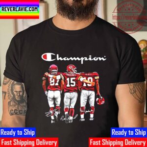 Kansas City Chiefs Champions Super Bowl LVII 2023 Champions Kelce Mahomes Pacheco Signature Unisex T-Shirt