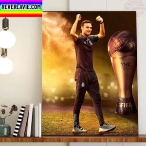 Lionel Scaloni Wins The Best FIFA Mens Coach 2022 Home Decor Poster Canvas