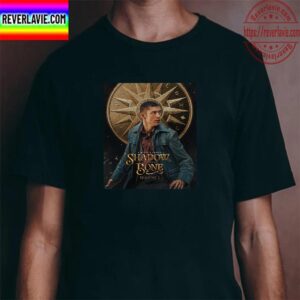 Archie Renaux Is Mal Oretsev In Shadow And Bone Season 2 Unisex T-Shirt