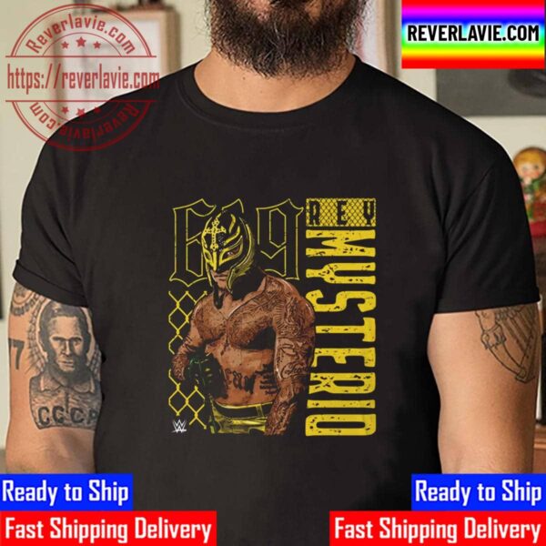 Rey Mysterio Pose Unisex T-Shirt