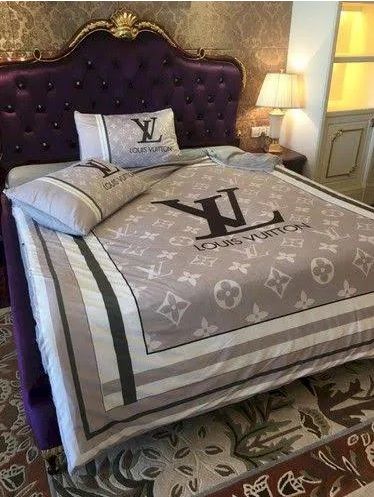 Best Louis Vuitton Grey and Stripes Bedding Set Best Louis Vuitton Grey and Stripes Bedding Set