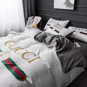 Gucci Signature Logo In White Background Bedding Set King