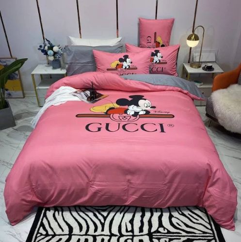 Gucci x Mickey Signature Logo In Pink Background Bedding Set King Gucci x Mickey Signature Logo In Pink Background Bedding Set King