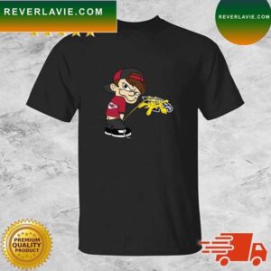 Kansas City Chiefs Pee Philadelphia Eagles LVII Super Bowl T-shirt