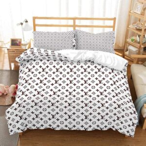 Luxury Louis Vuitton White Monogram Bedding Set