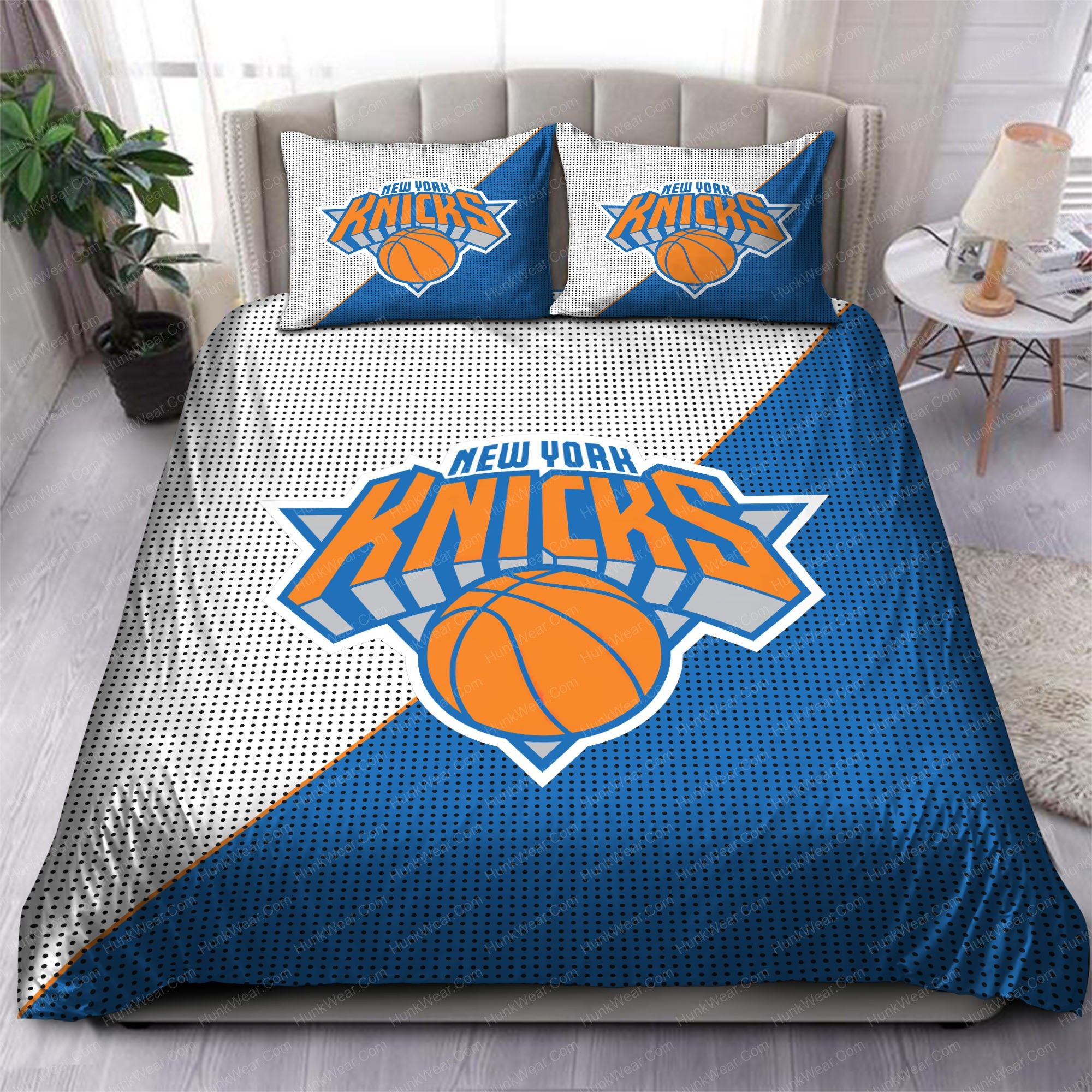 New York Knicks Logo In White And Blue Background Bedding Set New York Knicks Logo In White And Blue Background Bedding Set