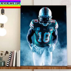 Tyreek Hill Leads The NFL With 1104 Receiving Yards Home Decor Poster Canvas
